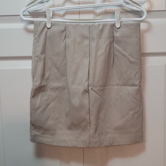 Dynamite mini skirt BNWT - Picture 3 of 4